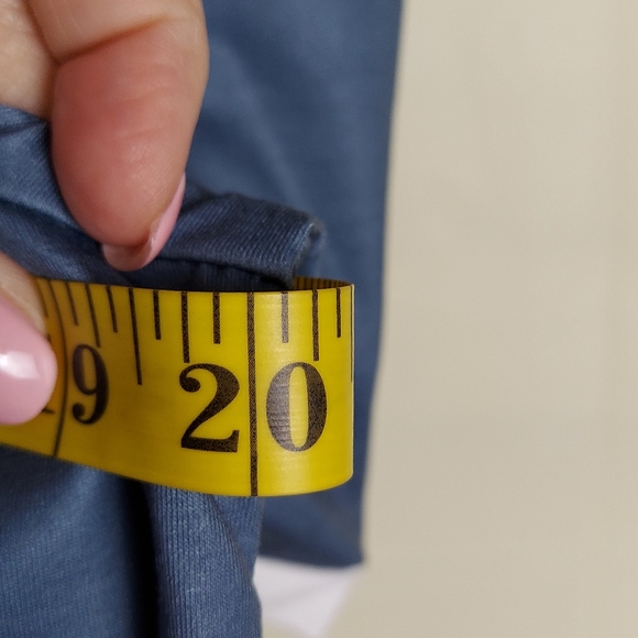 Women's Size Large Graphic Top Dandelion - Picture 7 of 8